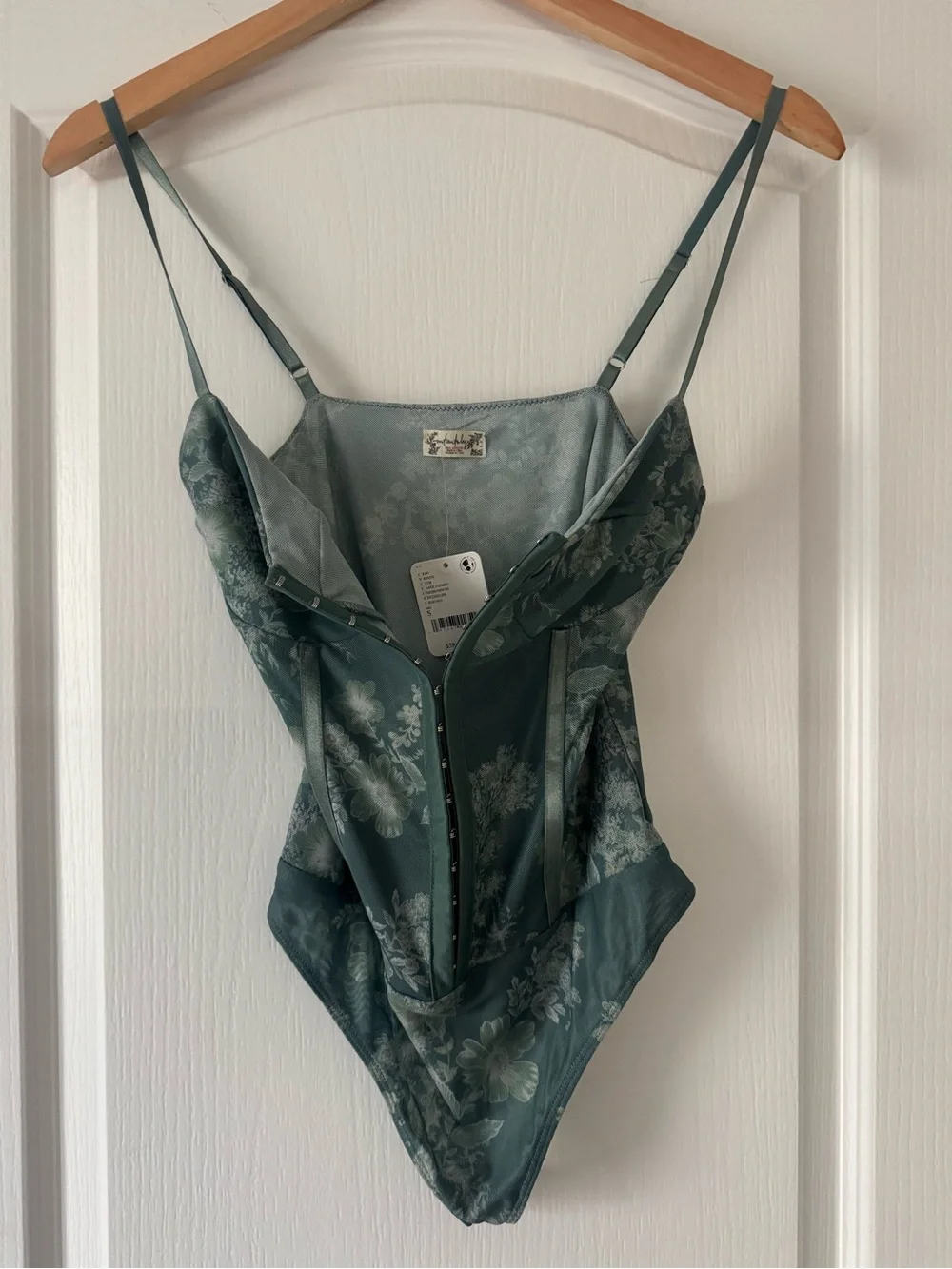 NWT free people bodysuit- Small